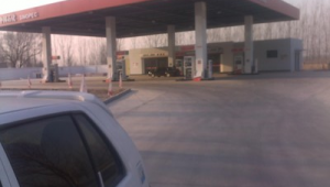 商河縣群飛加油站電話(商河縣群飛加油站地址)