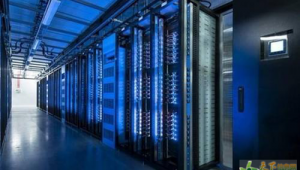 云 核 超 級 站 群